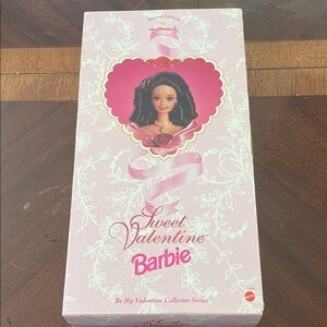 Sweet Valentine Barbie Vintage Be My Valentine Collection Series NRFB 1995